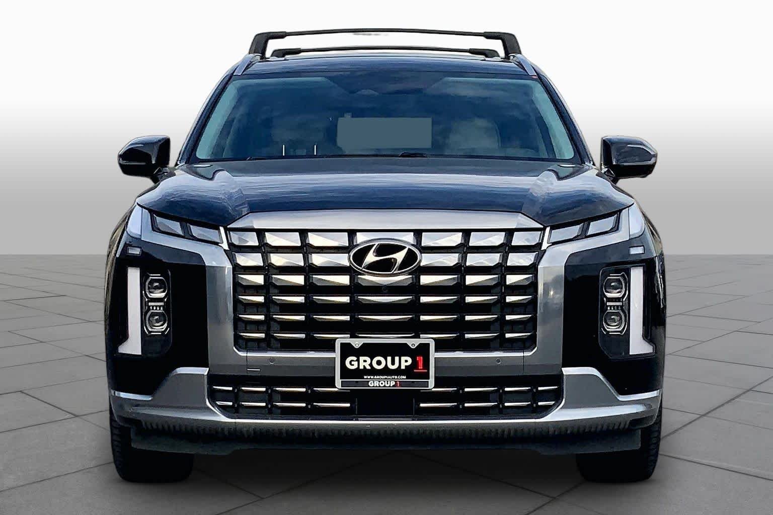 Used 2023 Abyss Black Pearl Hyundai Calligraphy image 4