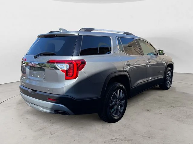 Used 2023  GMC SLT image 5