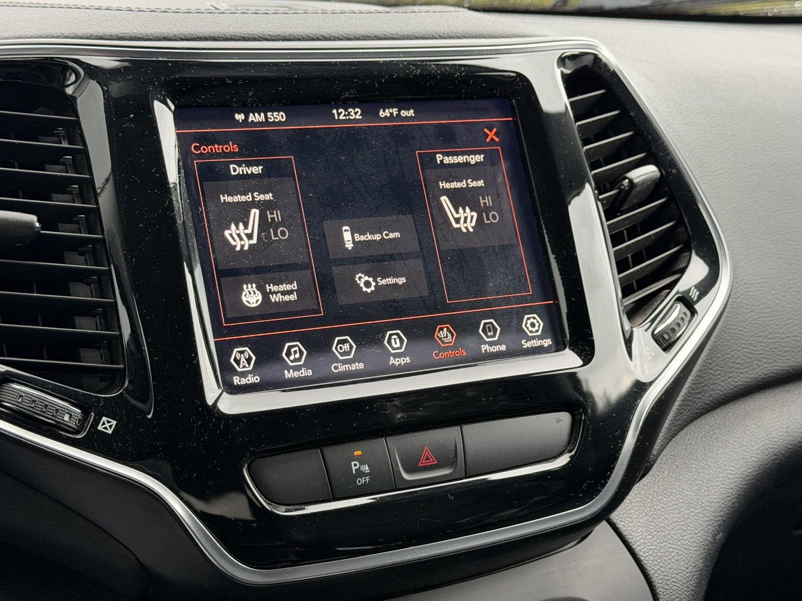 Used 2019 Bright White Clearcoat Jeep Limited image 10