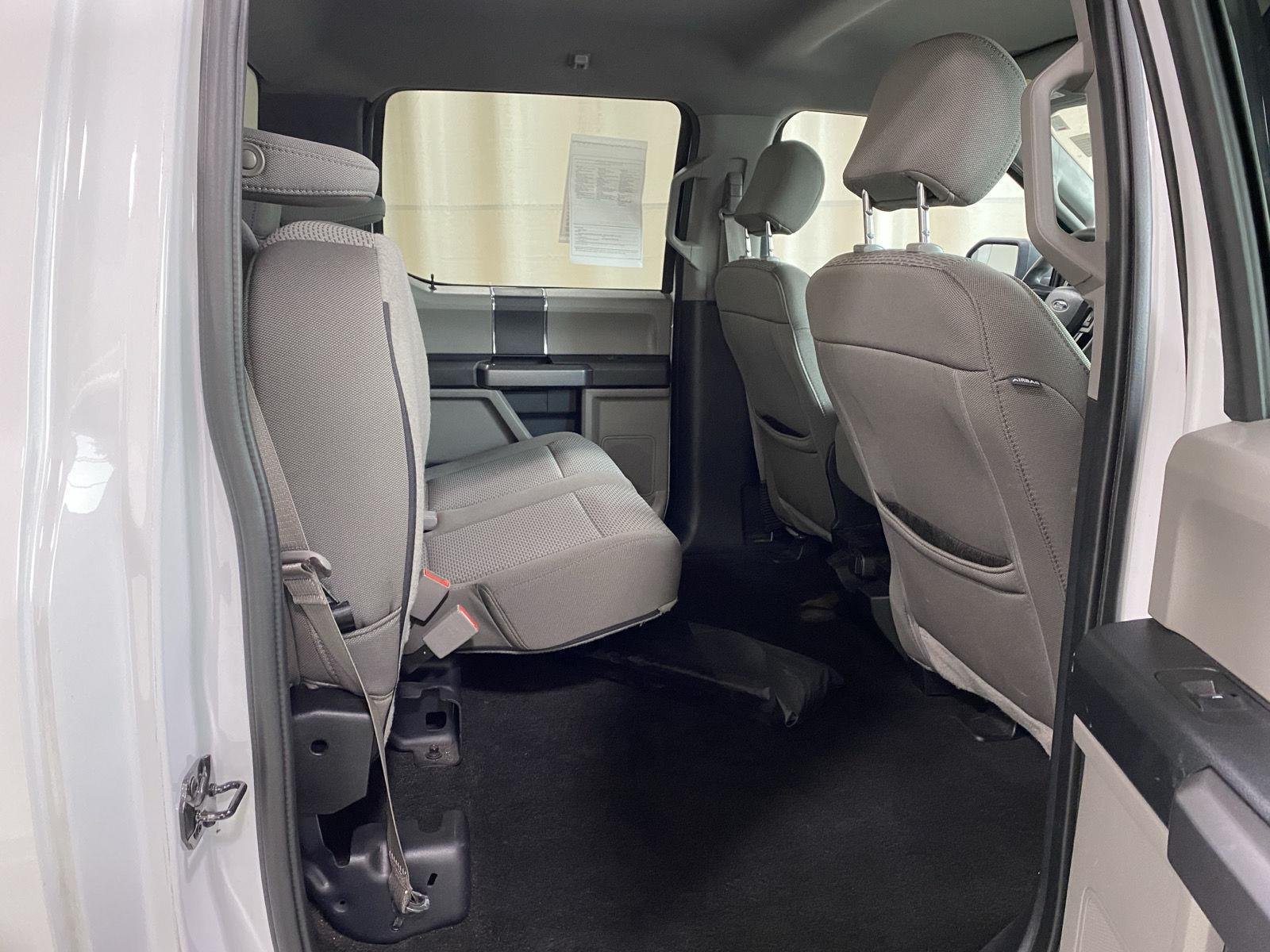 Used 2019 Oxford White Ford XLT image 12