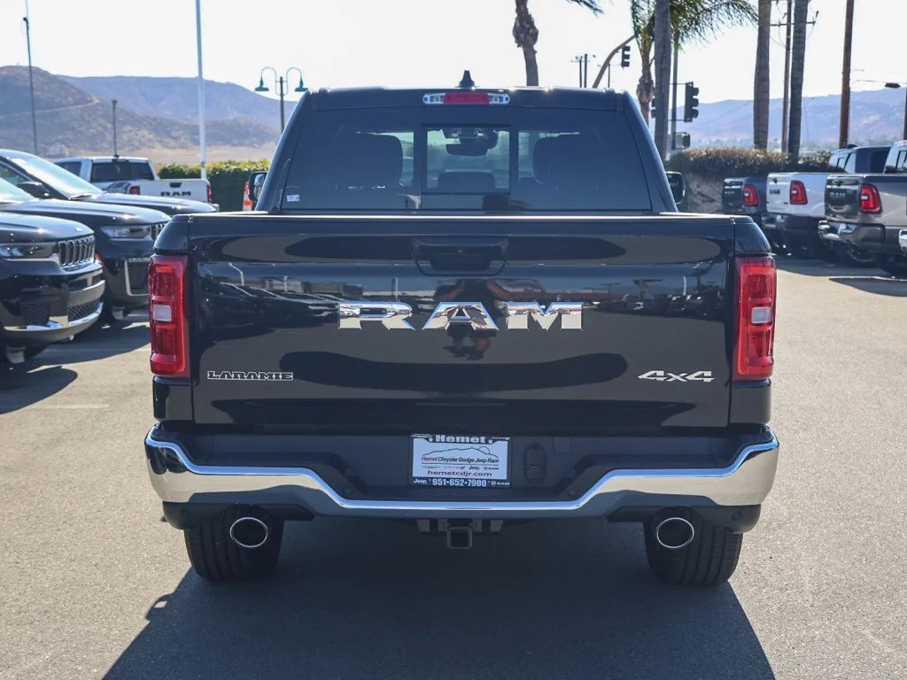 New 2026 Diamond Black Crystal Pearl-Coat Exterior Paint RAM Laramie image 4