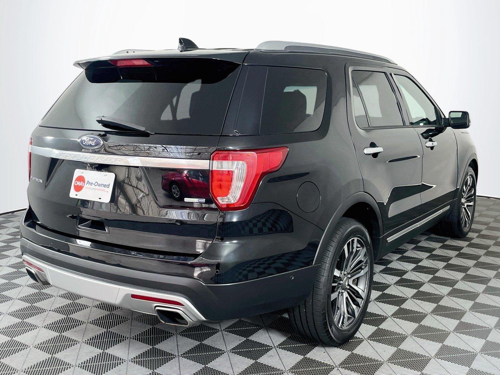 Used 2016 Black Ford Platinum image 9