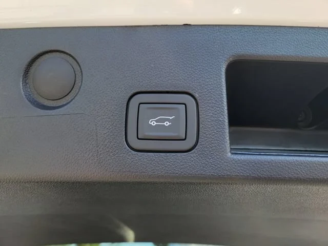 2026 Chevrolet Equinox LT - Photo 12