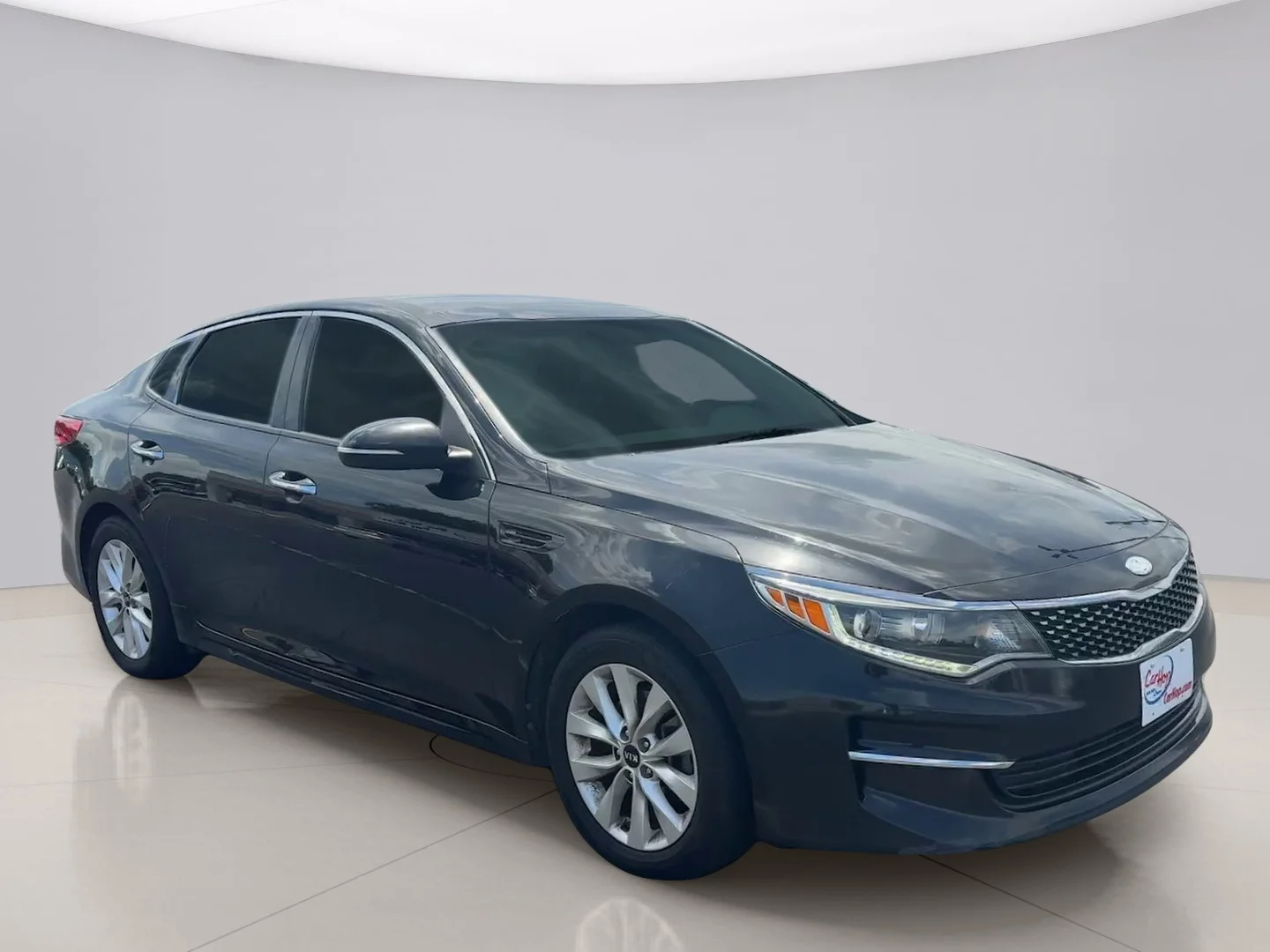Used 2018 Black Kia EX image 7