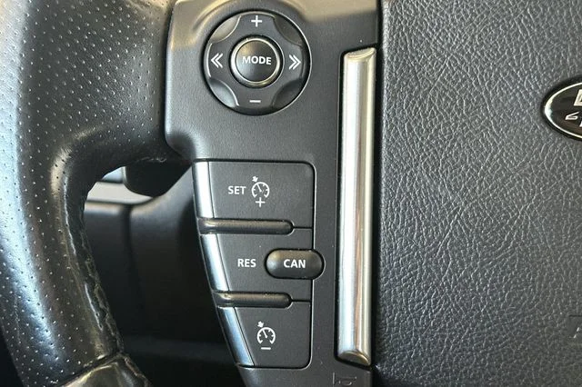 Used 2011 Stornoway Gray Land Rover Supercharged image 25