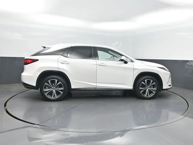 Used 2021 White Lexus 350 image 34