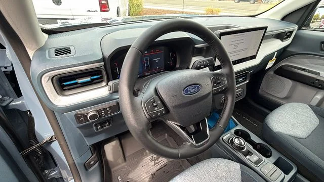 New 2026 Azure Gray Metallic Tri-Coat Ford XLT image 31