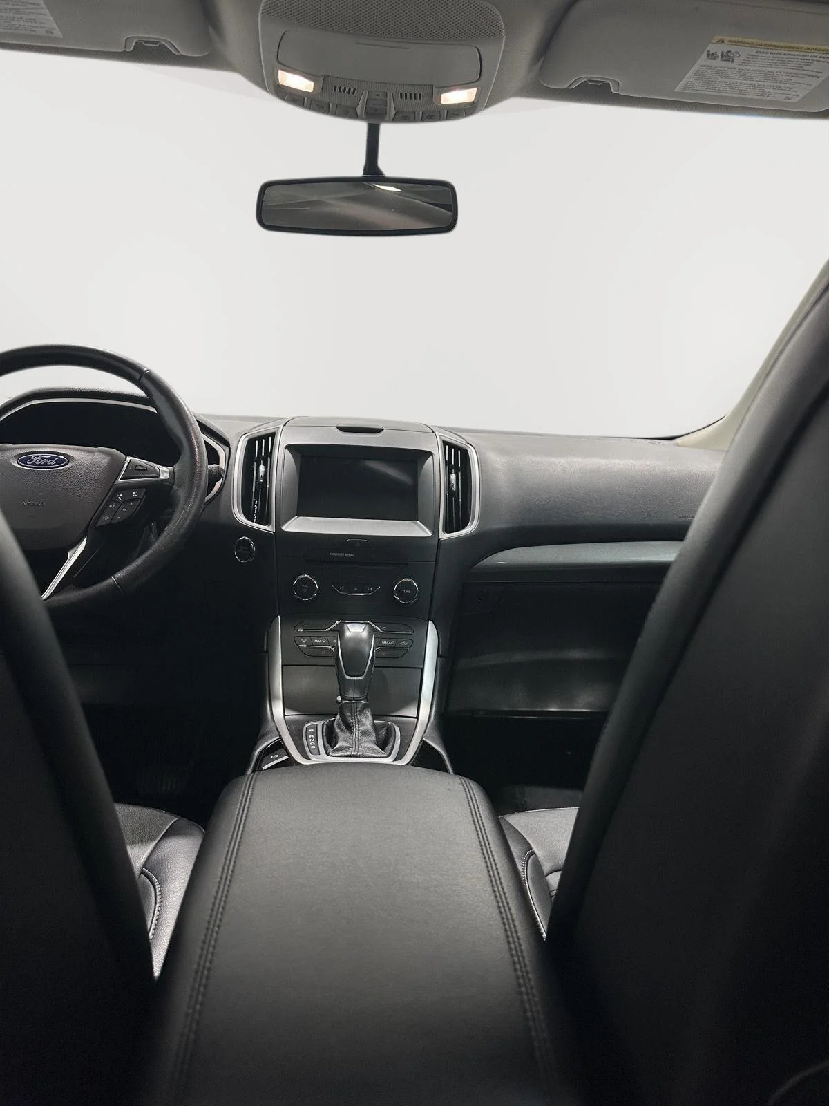 Used 2018 Magnetic Metallic Ford SEL image 22