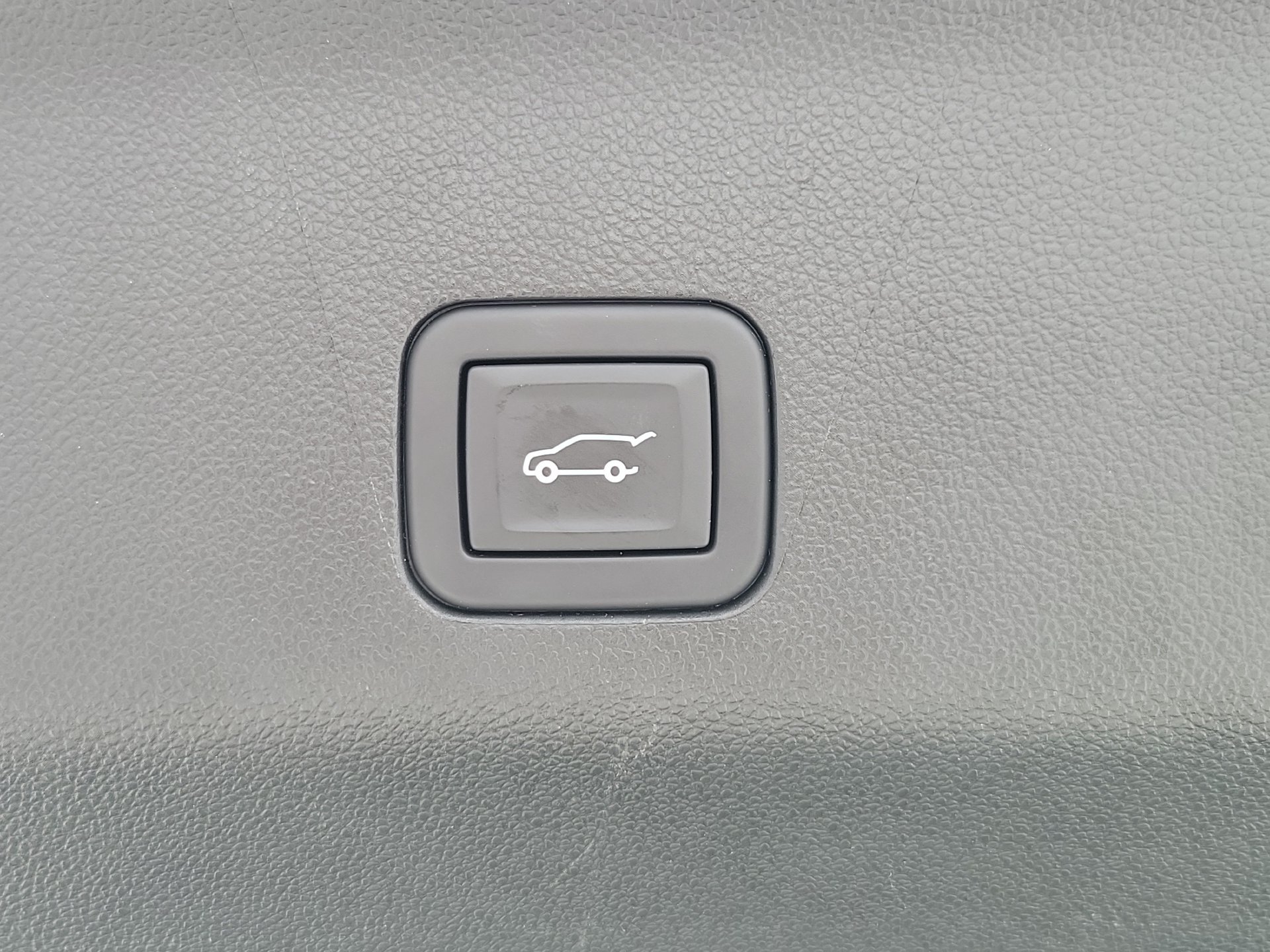 Used 2025 Sterling Gray Metallic Chevrolet Z71 image 10