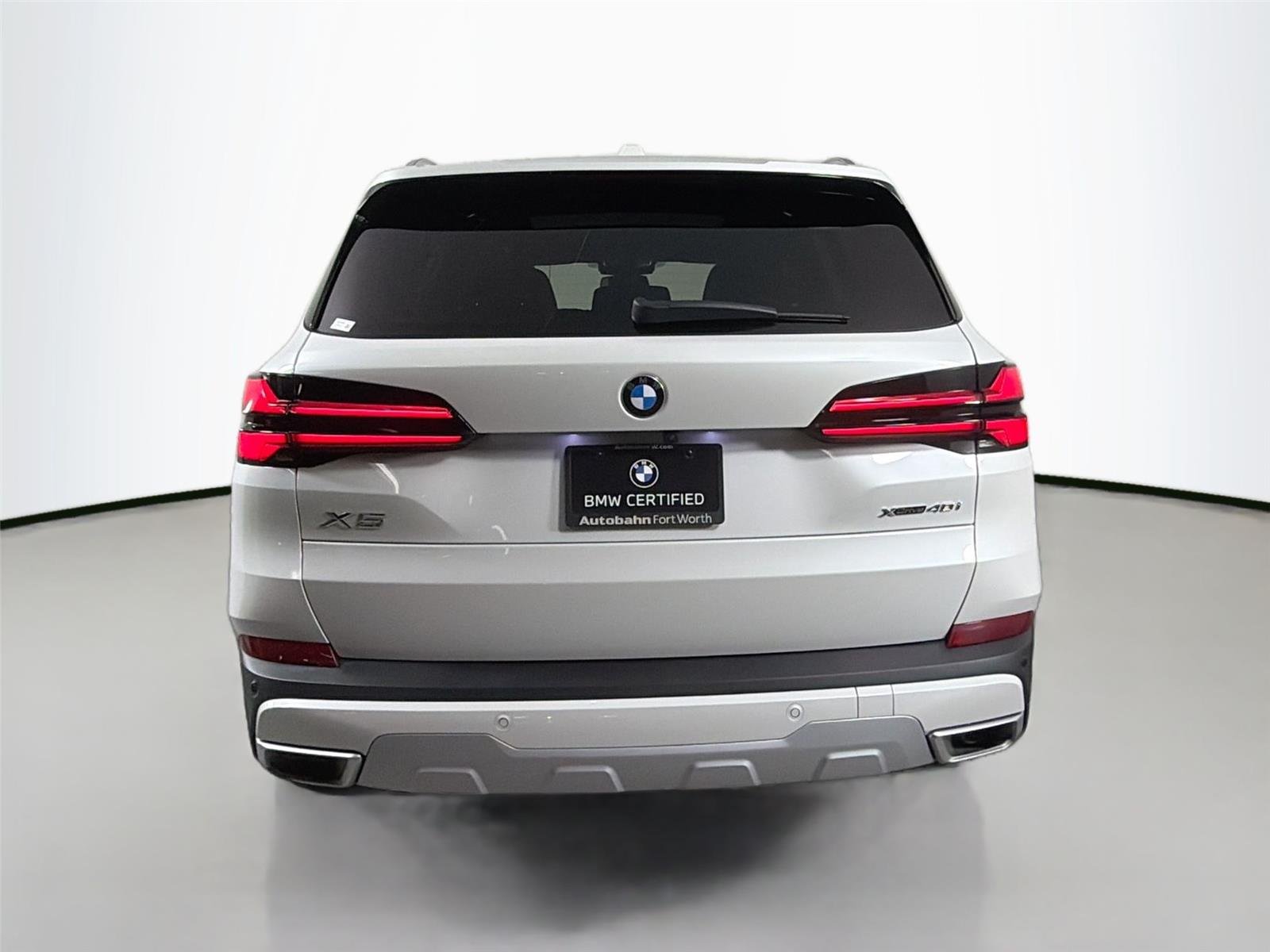 Certified Used 2024 Mineral White Metallic BMW xDrive40i image 6