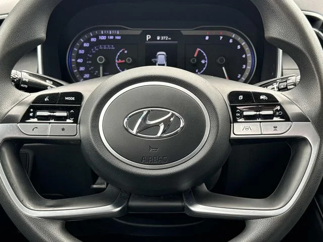 Used 2023 Silver Hyundai SEL image 17