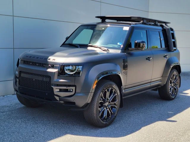 2026 Land Rover Defender 110 OCTA