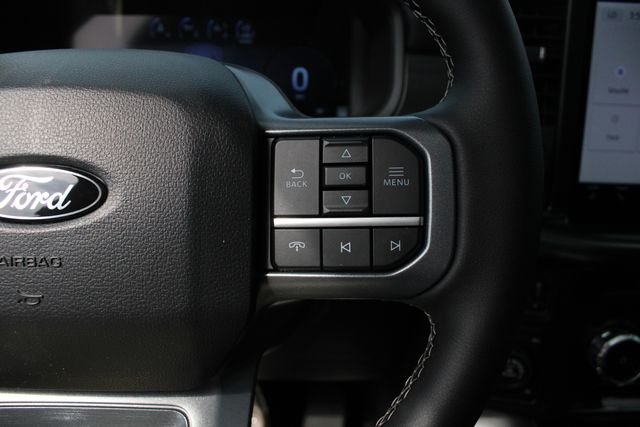 New 2026 Star White Metallic Tri-Coat Ford Lariat image 13