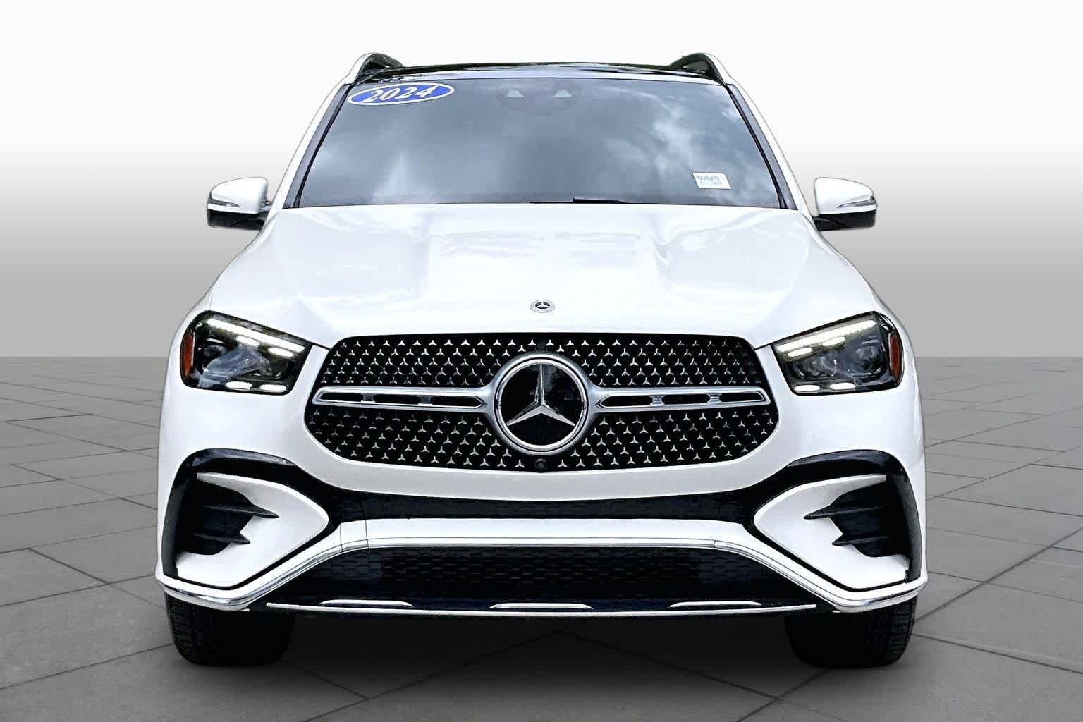 Used 2024 MANUFAKTUR Diamond White Metallic Mercedes-Benz GLE 350 image 4