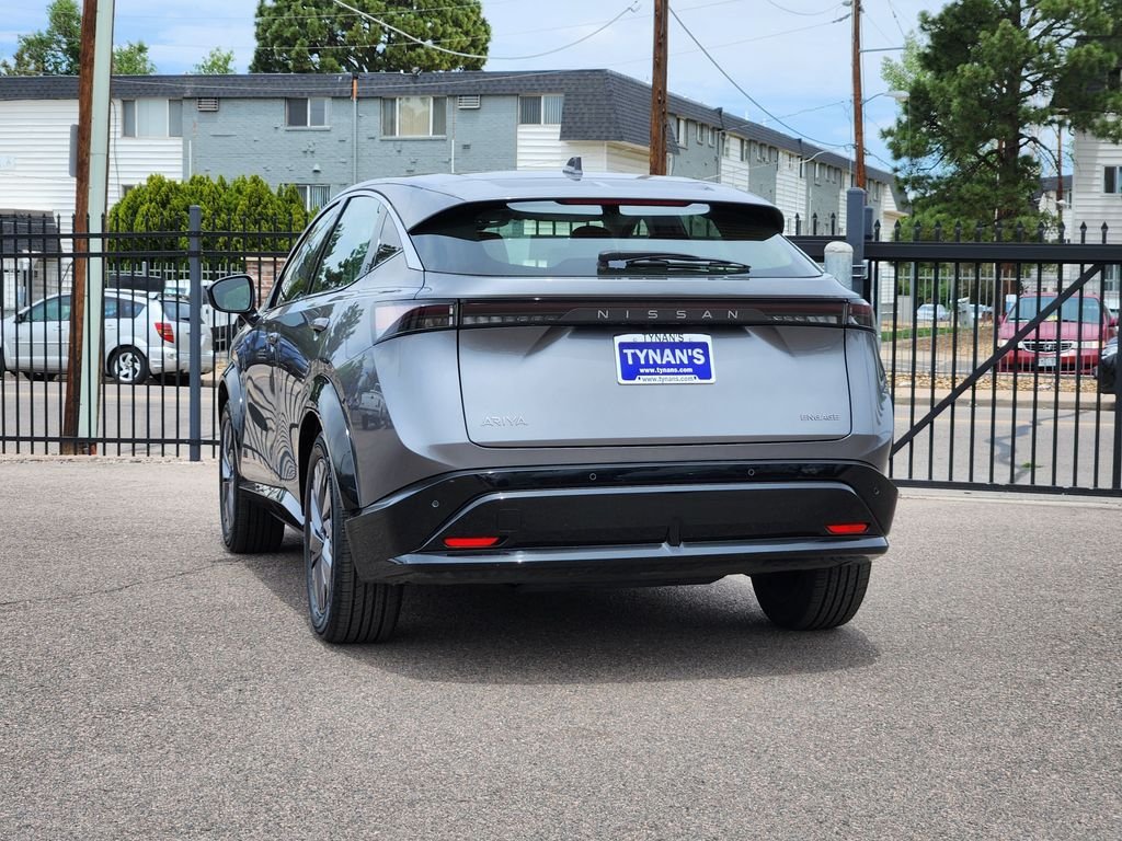 Certified Used 2023 Gray Nissan ENGAGE image 5