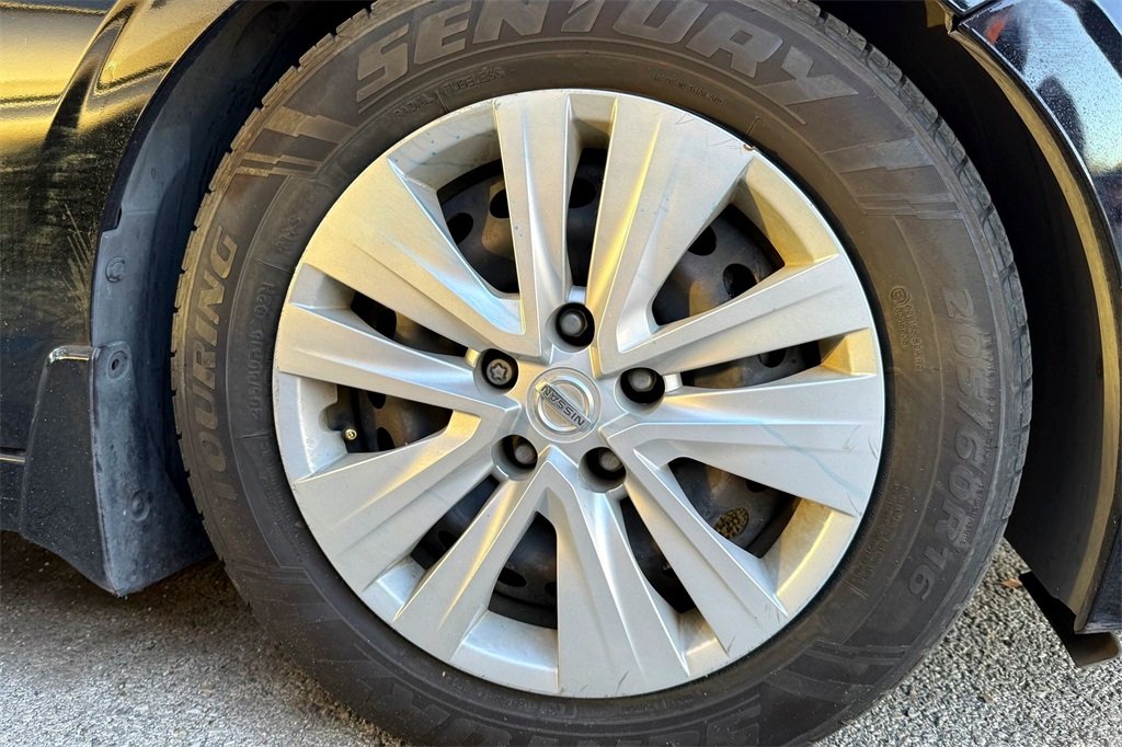 2020 Nissan Sentra S photo 2