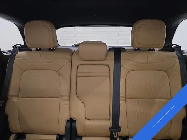 Used 2020 Mocha Lincoln Reserve image 24