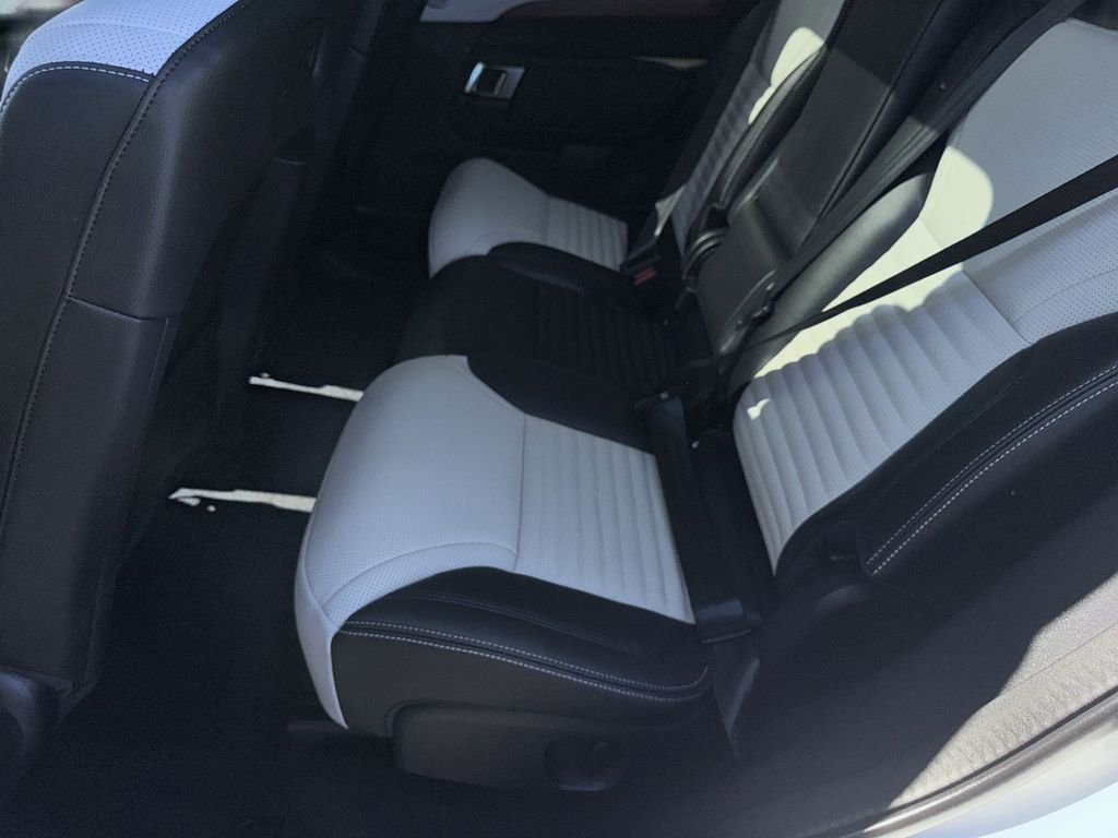 Used 2025 White Land Rover S image 20