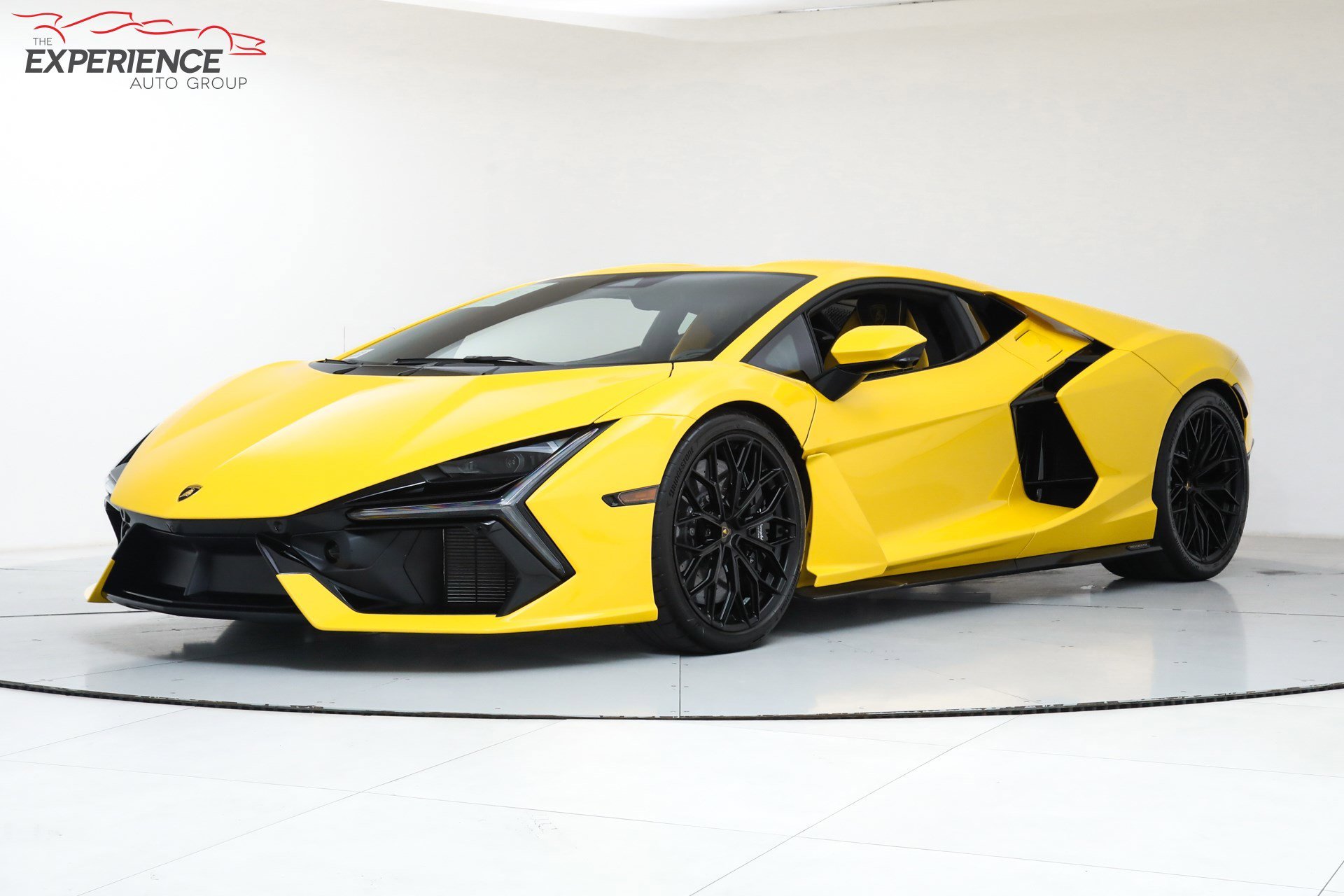 2024 Lamborghini Revuelto 6.5 DCT 4WD's photo