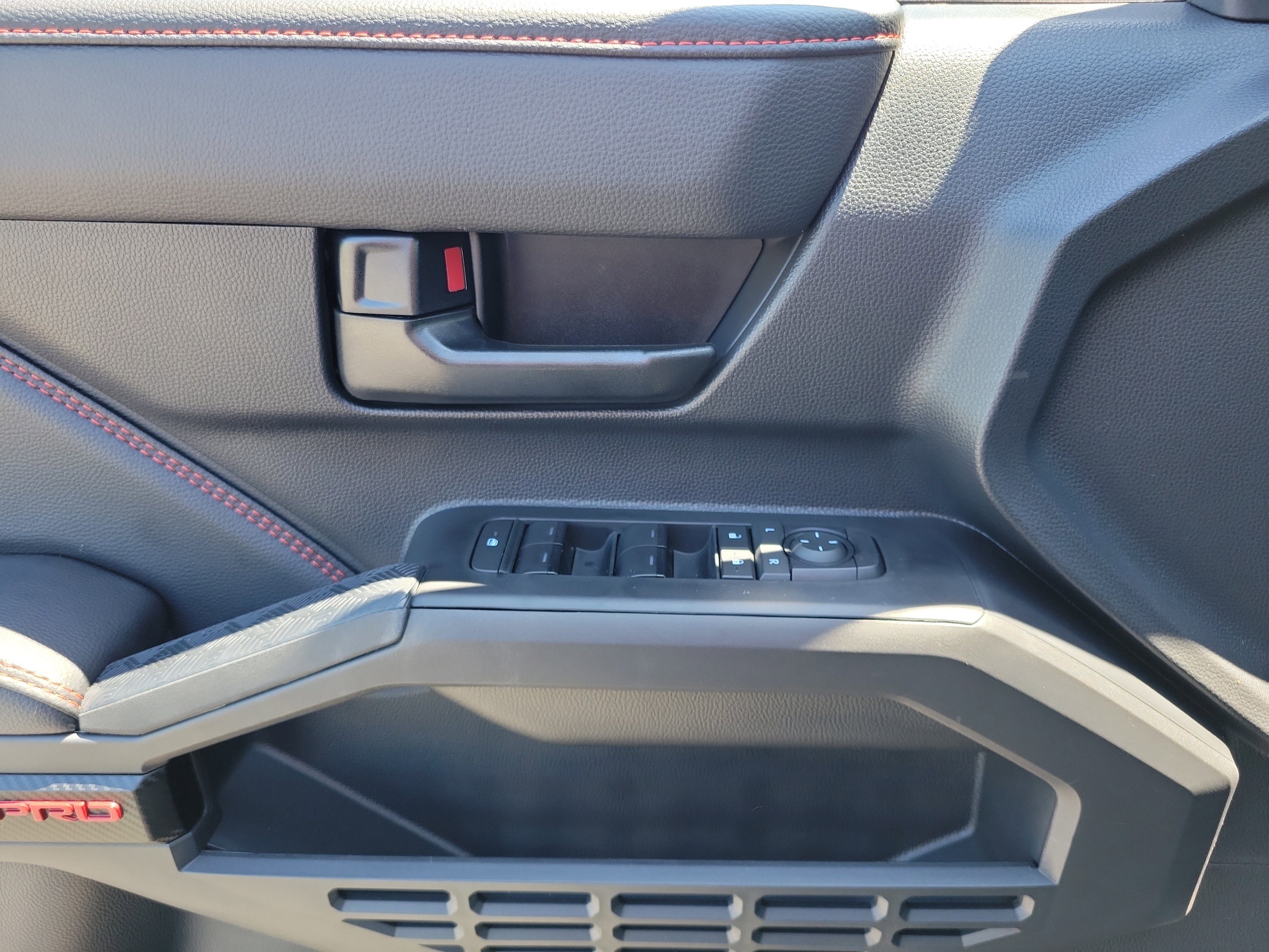 2026 Toyota Tacoma TRD Pro - Photo 17