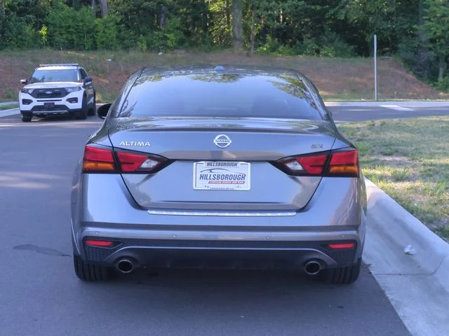 Used 2021 Gray Nissan 2.5 SR image 12