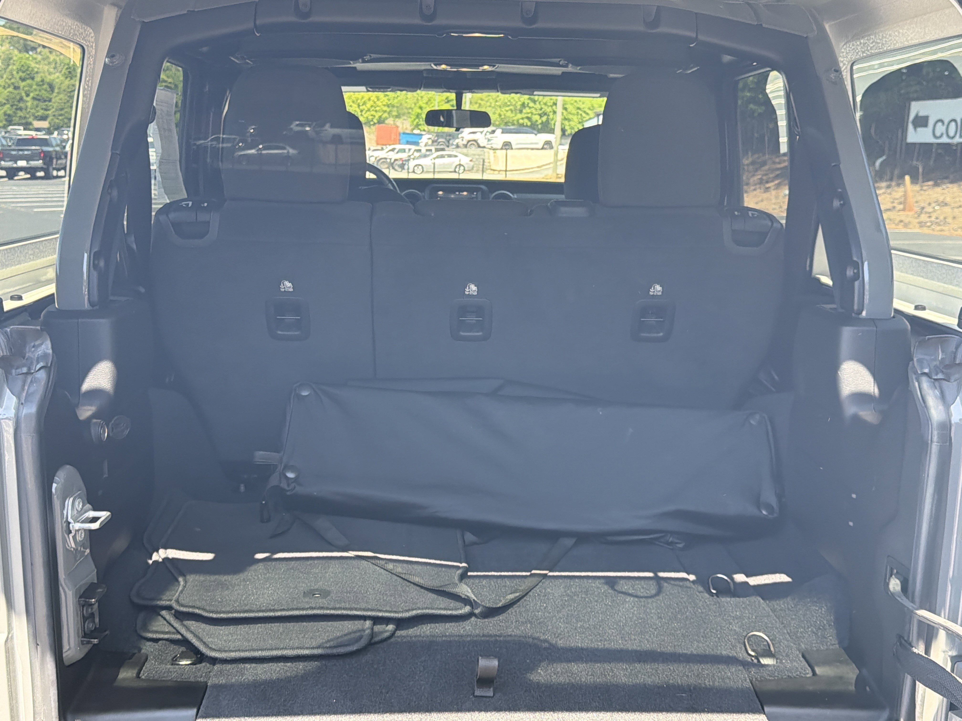 Used 2022 Sting-Gray Clearcoat Jeep Unlimited Sport S image 22