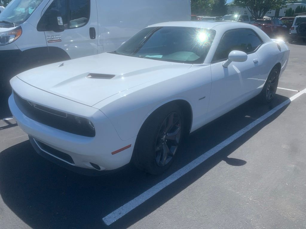 2018 Dodge Challenger R/T Plus's photo