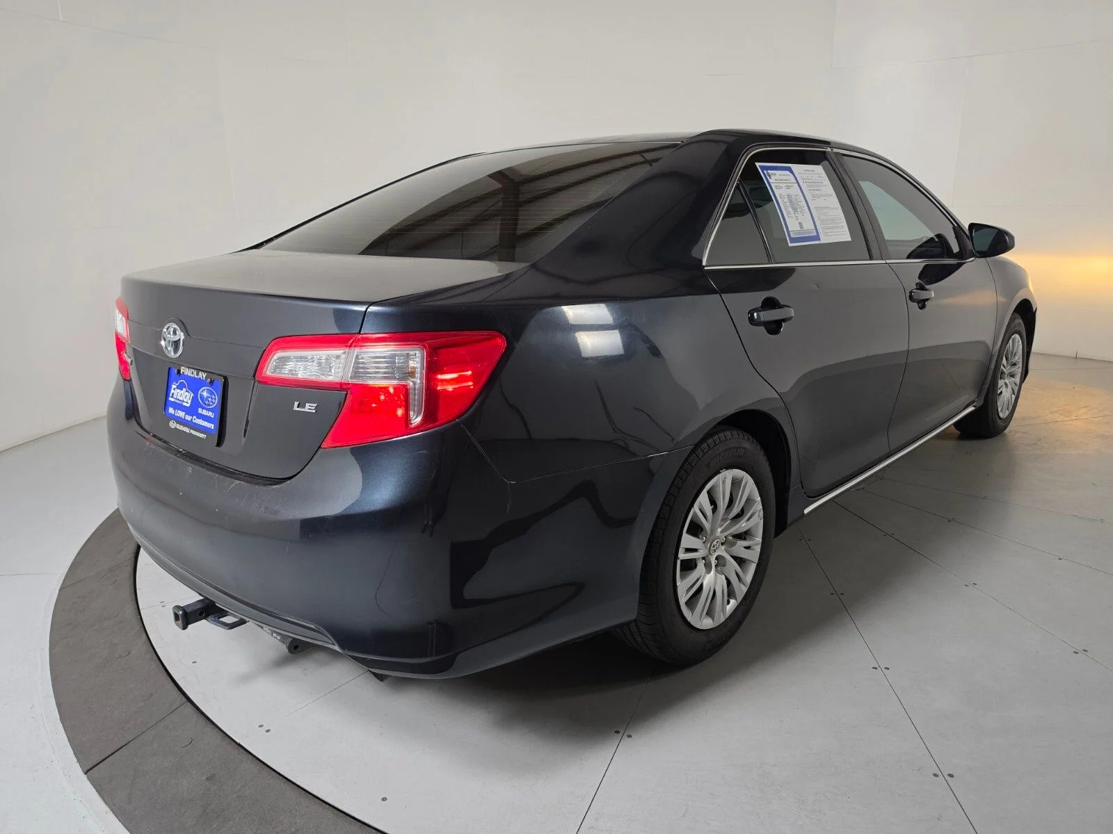 Used 2012 Gray Toyota LE image 5