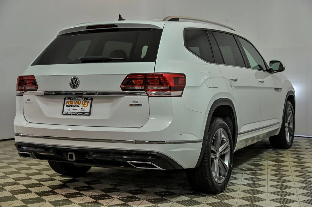 Used 2019 White Volkswagen 3.6L V6 SE image 8