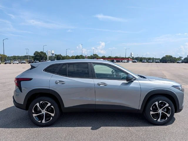 2026 Chevrolet Trax RS - Photo 6