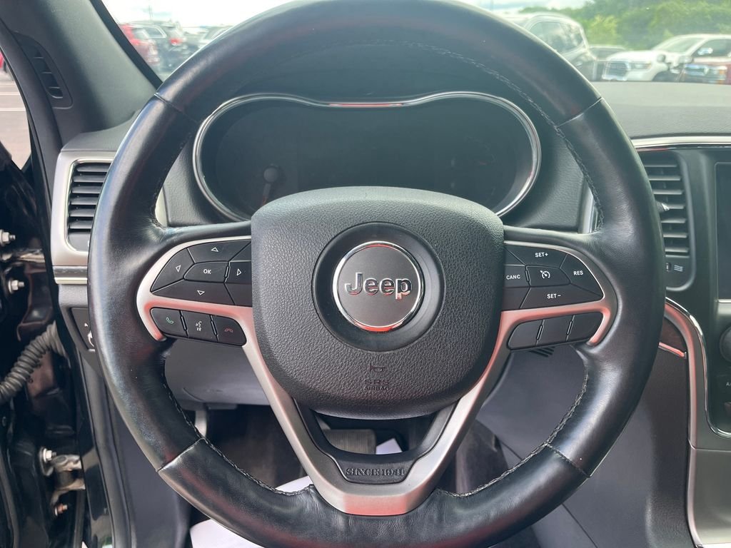 Used 2018 Black Jeep Limited image 15