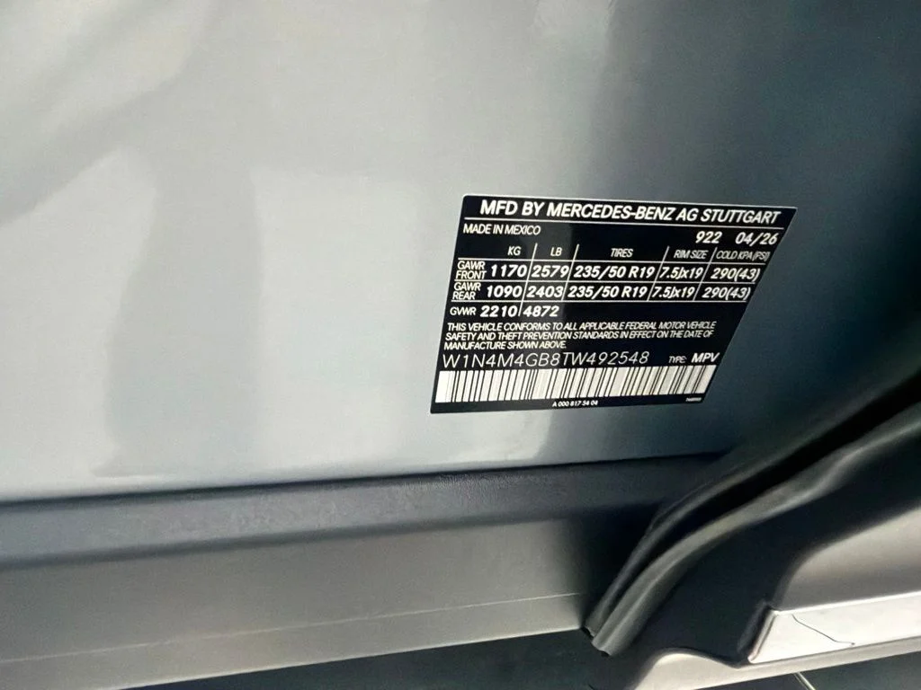 New 2026 Silver Mercedes-Benz GLB 250 image 28