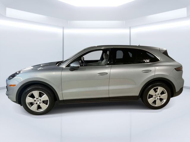Used 2022 Silver Porsche  image 2
