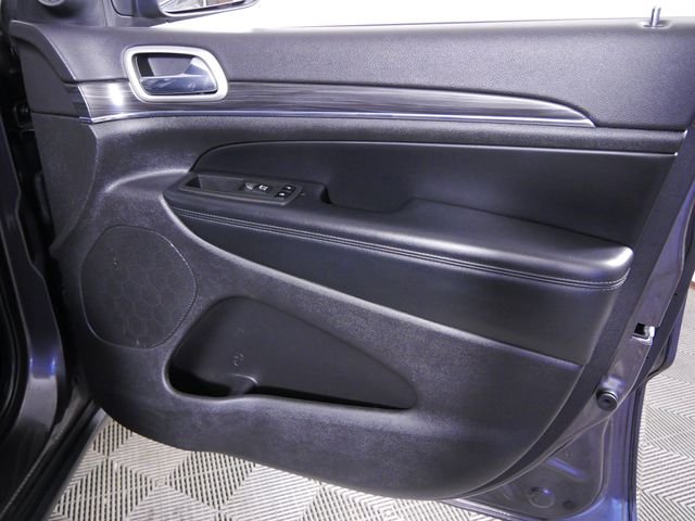 Certified Used 2021 Gray Jeep Limited image 12