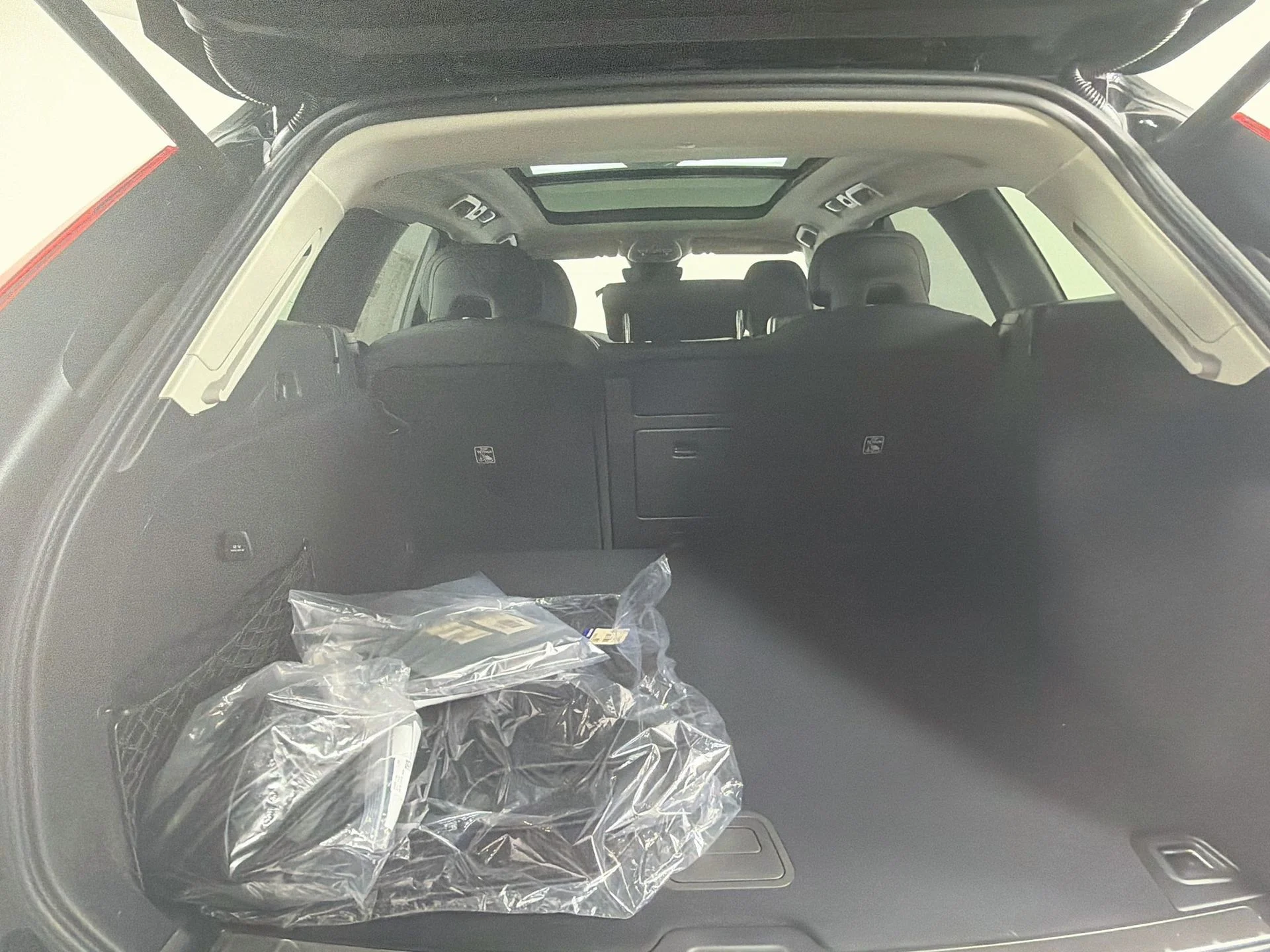 New 2026 Onyx Black Volvo Plus image 25