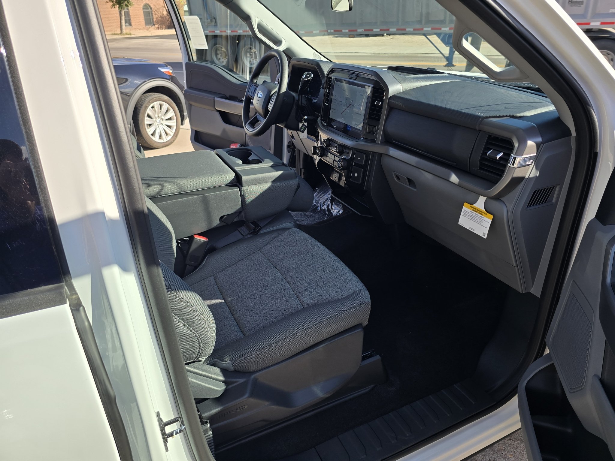 New 2026 Oxford White Ford XLT image 36