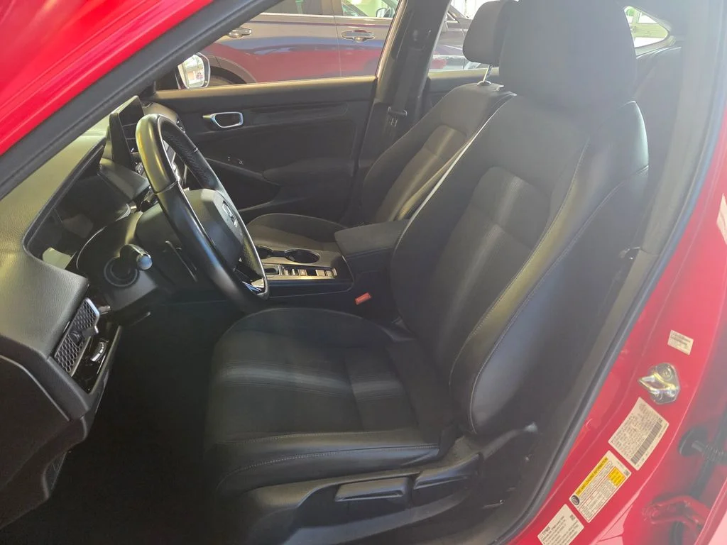 2025 Honda Civic Sport - Photo 15