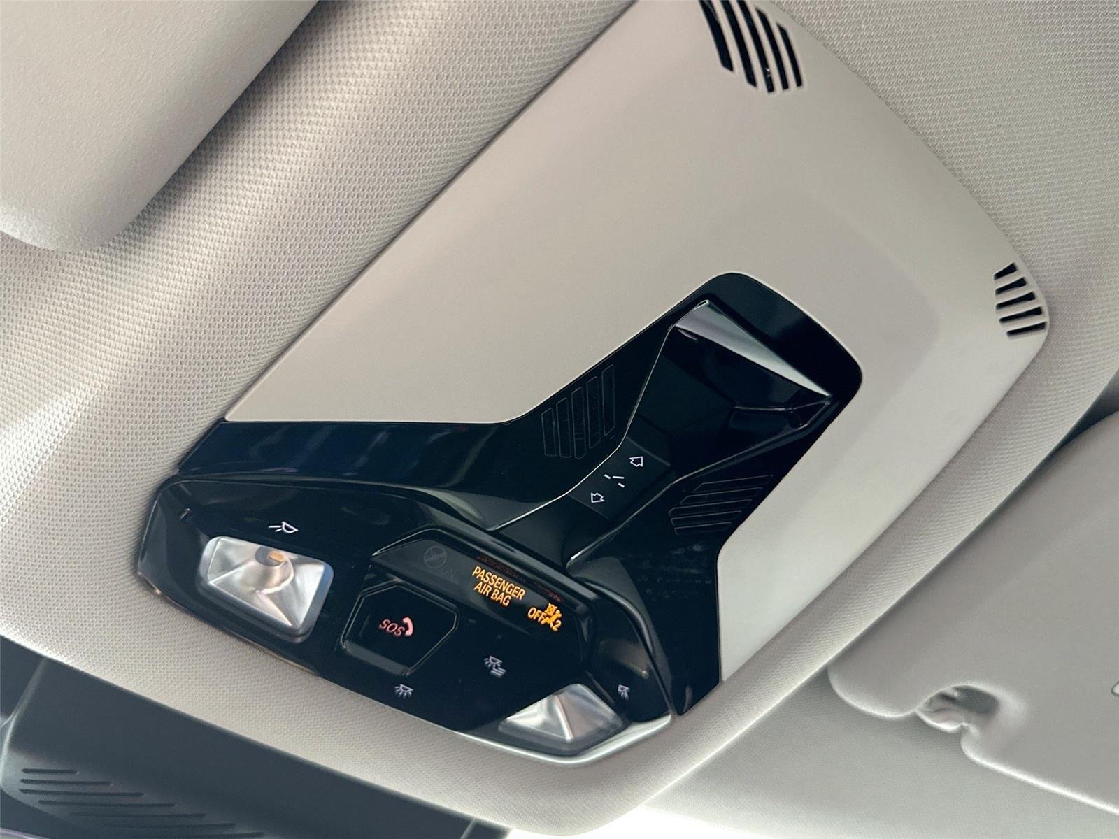 2025 MINI Countryman SE - Photo 17