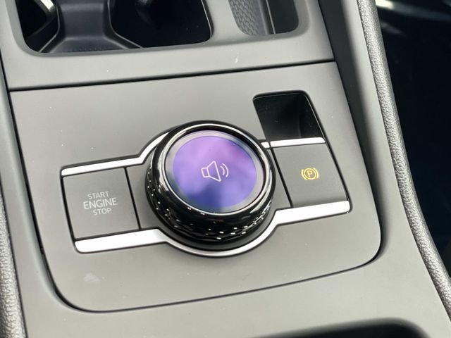 New 2026 White/off-white Volkswagen 2.0T SE R-Line Black image 14