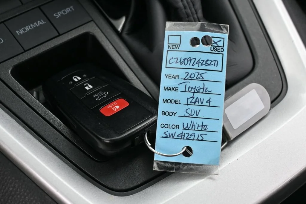 Used 2025 White Toyota XLE Premium image 28
