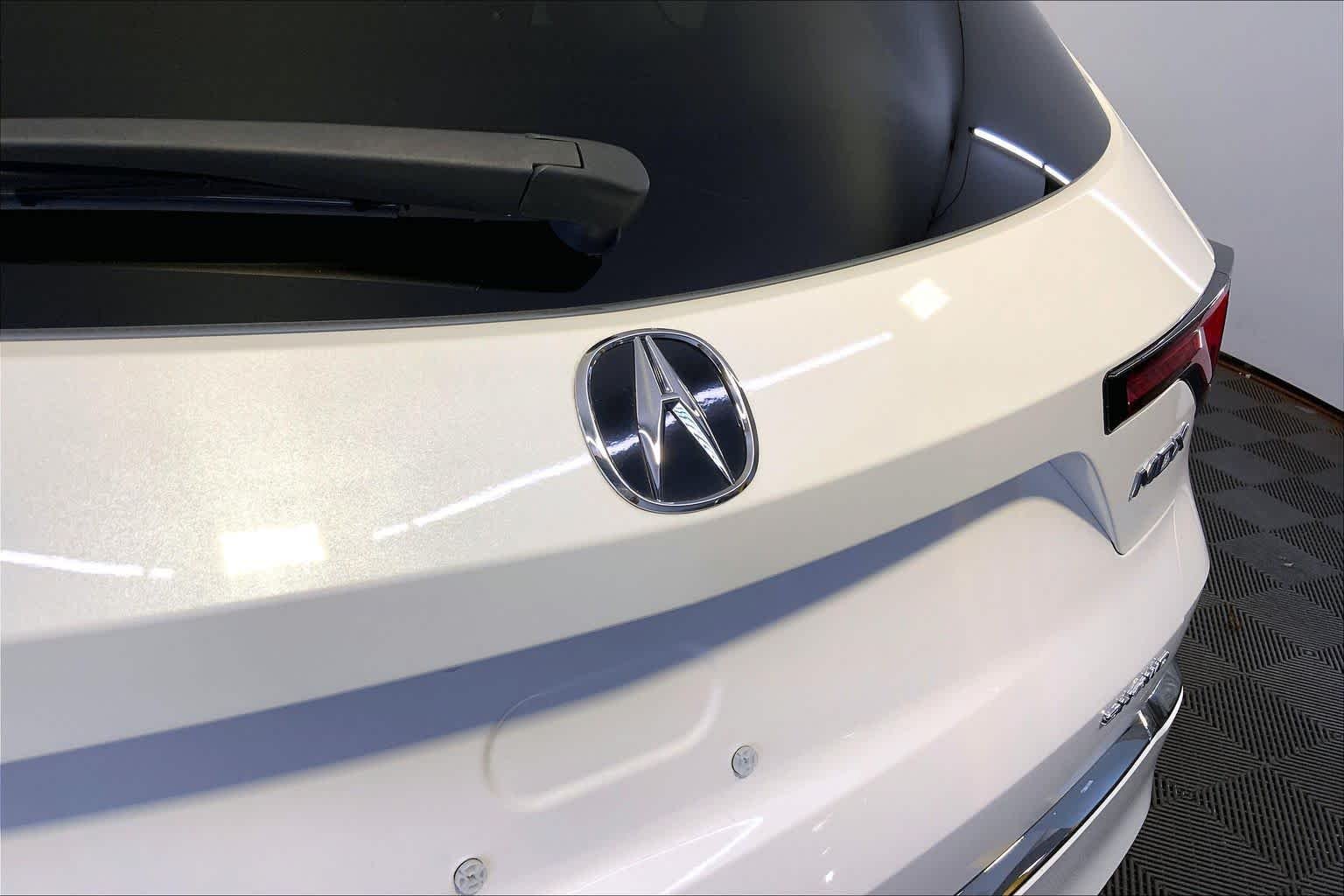 Certified Used 2024 Platinum White Pearl Acura BASE image 33