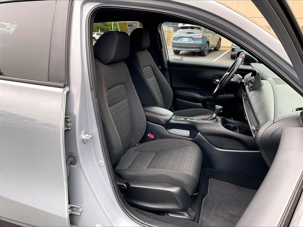 Used 2024 Gray Honda Sport image 11