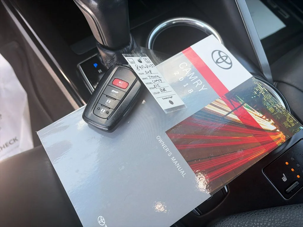 Used 2018 Black Toyota XSE V6 image 9
