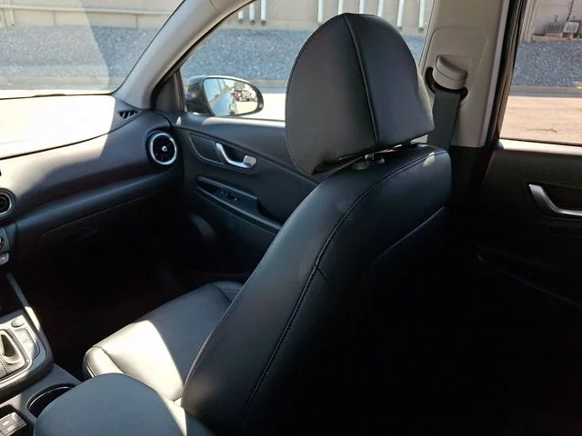 Used 2023 Black Hyundai Limited image 16