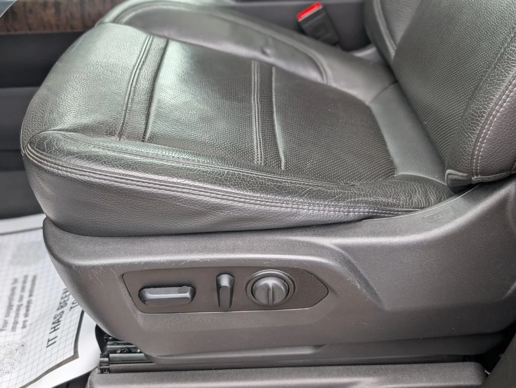 Used 2020 Gray GMC Denali image 34