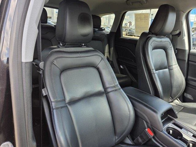 Used 2022 Infinite Black Metallic Clearcoat Lincoln Standard image 30