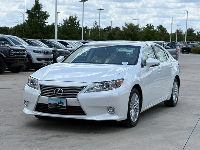 Used 2014 Starfire Pearl Lexus 350 image 8
