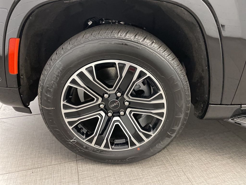 New 2026 High Gloss Black Exterior Paint Jeep  image 10