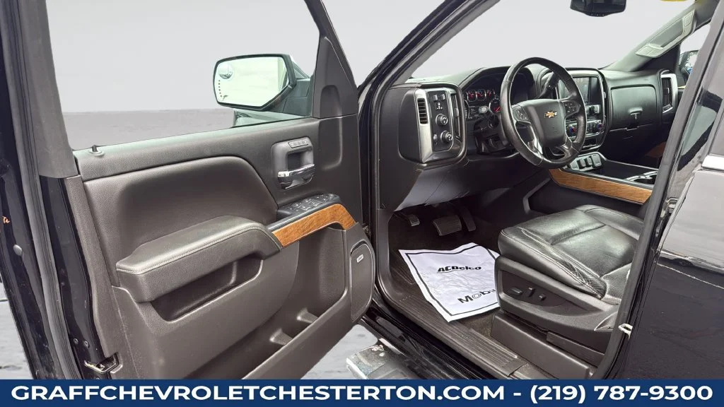 Used 2018 BLACK Chevrolet LTZ image 24