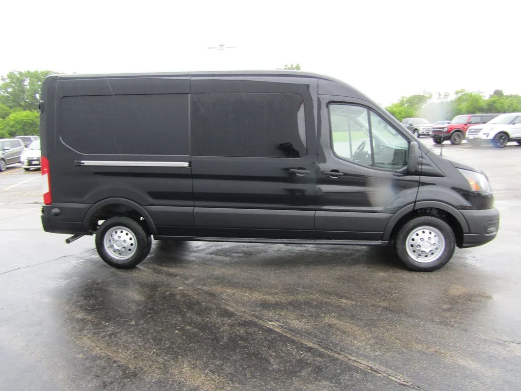 New 2026 Agate Black Metallic Ford Cargo Van image 8